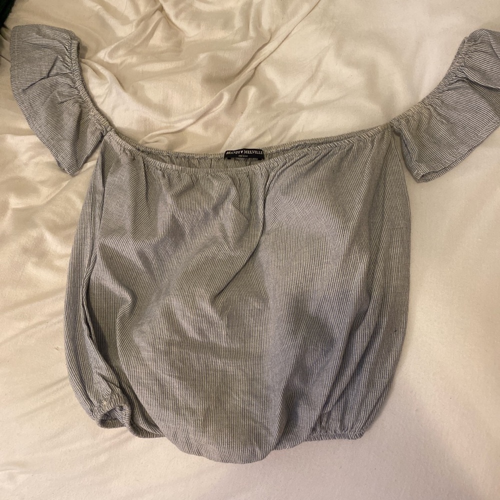 Off the shoulder brandy Melville crop top